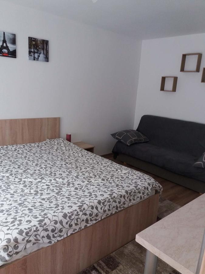 Ferienwohnung Garsoniera Maria Turda Exterior foto